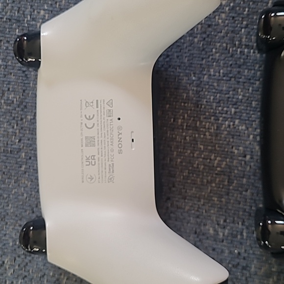 Two PS5 Sony DualSense Controllers - Picture 4 of 5